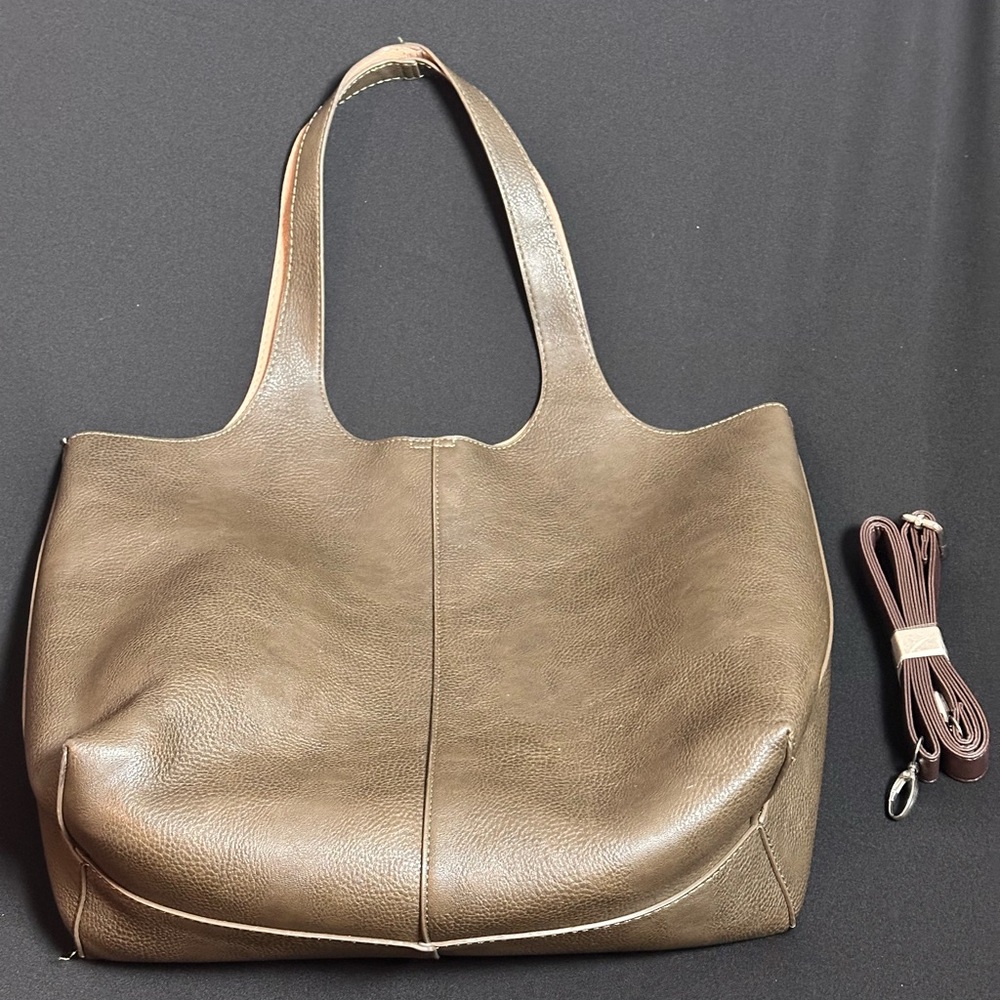 Elegant Brown Leather Tote Bag